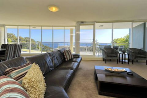Oasis, Unit 9/5 Laman Street - Accommodation Sydney 0