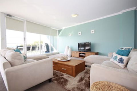 Oasis, Unit 11/5 Laman Street - Accommodation Sydney 0