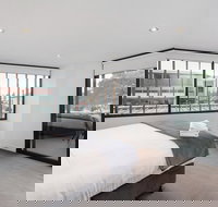 Melbourne Holiday Apartments Williamstown - Accommodation Sydney