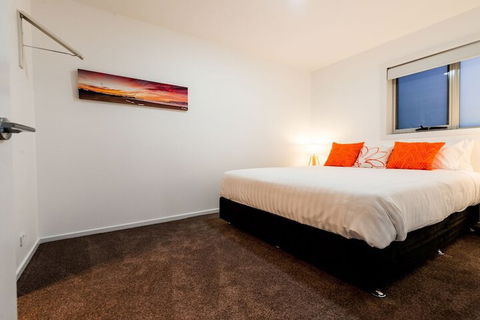 Ulverstone River Edge Apartments - Sydney 4u 7