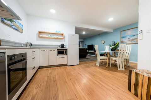 Ulverstone River Edge Apartments - Sydney 4u 1