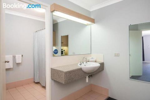 MIDAS MOTEL KALGOORLIE - Sydney 4u 7