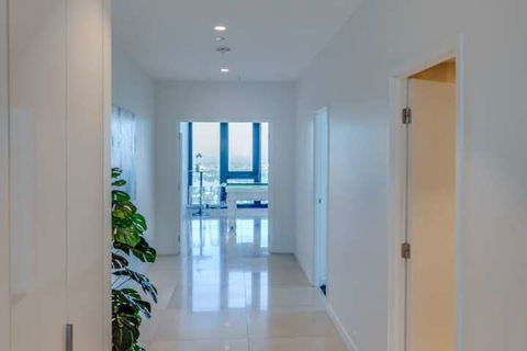 Melbourne City Apartments - Teri - Sydney 4u 7