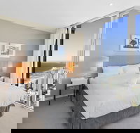 Holiday Holiday - H Residence Apartments - Accommodation Sydney