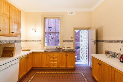 MADELINE, 1BDR Fitzroy Apartment - Sydney 4u 6
