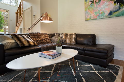 Daylesford Lake Villa 2 - Sydney 4u 1