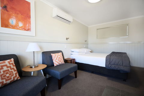 NRMA Bathurst Panorama Holiday Park - Sydney 4u 4