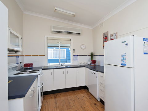 Fingal Beach Shack - Accommodation Sydney 3