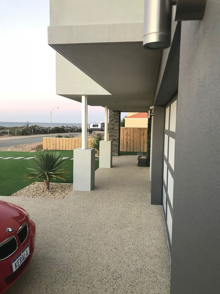 Greenfields WA Accommodation Sydney