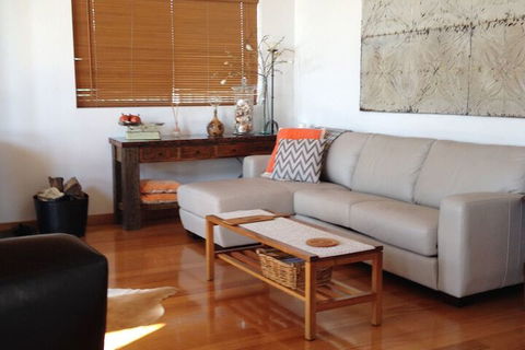 Ulverstone Boutique Accommodation - Sydney 4u 2