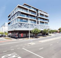 Spacious Urban Oasis in Central Location - Accommodation Sydney