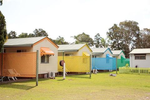 BIG4 Breeze Holiday Park â€“ Rainbow Beach - Sydney 4u 5