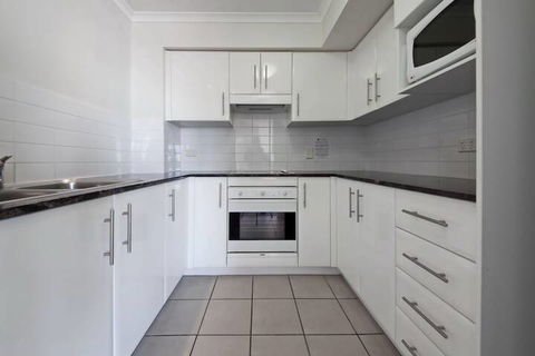 Barrington, Unit 707/35-45 Shoal Bay Road - Accommodation Sydney 2
