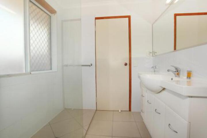 Yaroomba QLD Accommodation Sydney