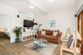 Half Moon Cottage - Accommodation Sydney 0