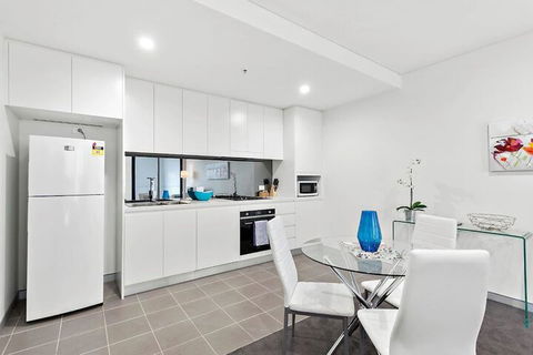 Astra Apartments Wollongong - Accommodation Sydney 2