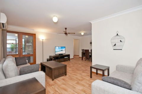 Skippers Rest 27 Government Road - Sydney 4u 0