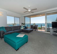 Sundeck Unit 7 - Shoal Bay - Sydney 4u