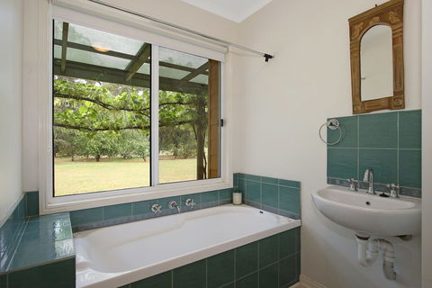 Feathertop Views - Accommodation Sydney 4