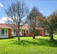 Impressive Hobby Farm Close in Bungaree - Accommodation Sydney