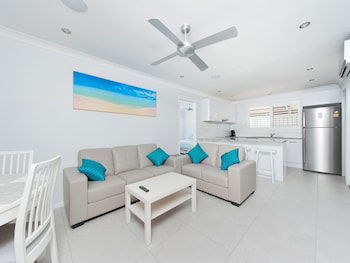 Burraneer At Corlette - Accommodation Sydney 2