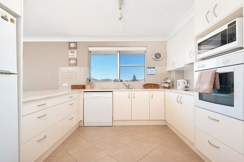 Luskin Lodge Unit 15 / 29 Weatherly Close - Accommodation Sydney 2
