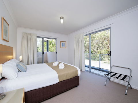 Shoal Bay Beachclub Level 1 Beachclub Unit 10 - Accommodation Sydney 5