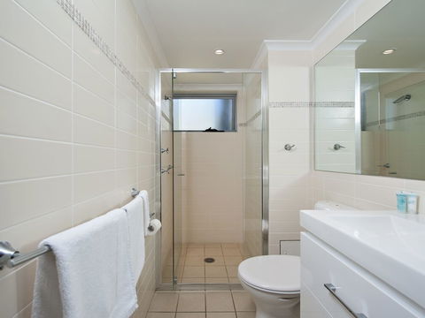 Shoal Bay Beachclub Level 1 Beachclub Unit 10 - Accommodation Sydney 4