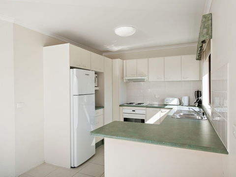 The Breakers 16 Government Road - Accommodation Sydney 2