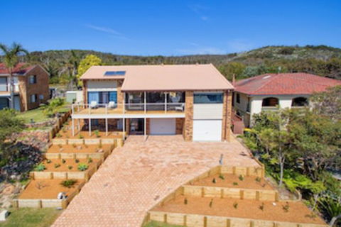 Fingal Heights 53 Pacific Drive - Accommodation Sydney 0