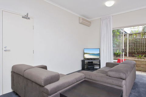 Zenith Studio Unit 4 / 10 Messines Street - Accommodation Sydney 2