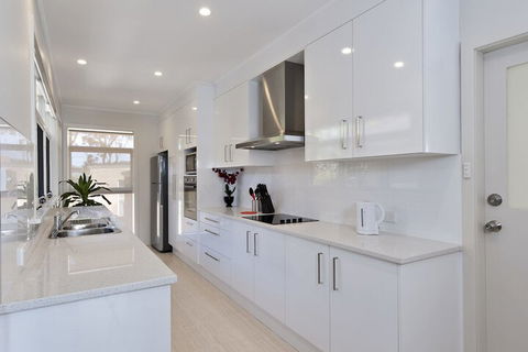 Soldiers Point Road 245 Wanda View - Accommodation Sydney 4