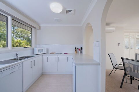 Soldiers Point Road 245 Wanda View - Accommodation Sydney 3