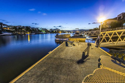 Quayside - Sydney 4u 6
