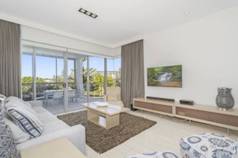 SEA CULTURE 1110 - Accommodation Sydney 0