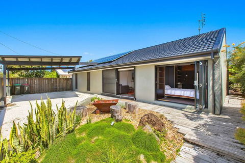 CABARITA BEACH HOUSE 53 - Accommodation Sydney 2