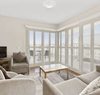 RESORT on the BEACH 4302 - Sydney 4u
