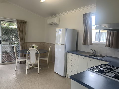 Beachfront Hallidays Point - Accommodation Sydney 5