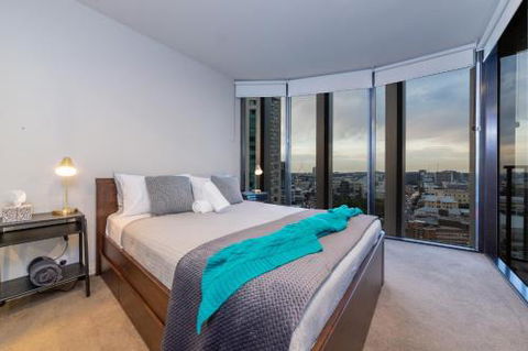 Impressive River & City Views In CBD - Sydney 4u 4