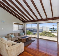 Kingscliff Ocean Vista With Jacuzzi Spa - Accommodation Sydney