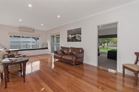 Raasay House - Accommodation Sydney 2