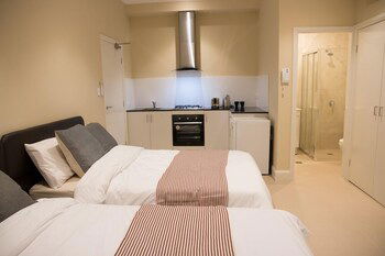 T & M HOUSE - Accommodation Sydney 3