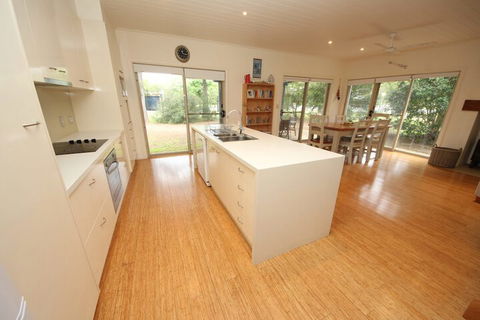 Trial Bay Eco Lodge 1 Osprey - Sydney 4u 3