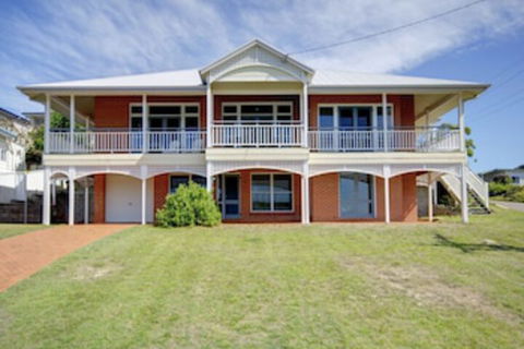 Surf Break Fingal Bay - Sydney 4u 0