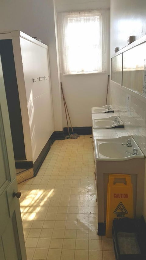 Orbost Club Hotel - Sydney 4u 6