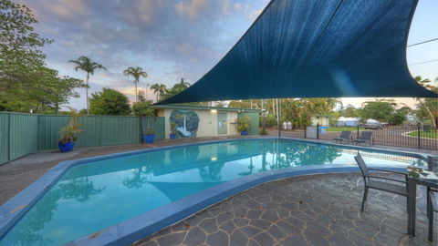 Ingham Tourist Park - Sydney 4u 1