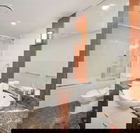 Deluxe Chevron Renaissance - Accommodation Sydney