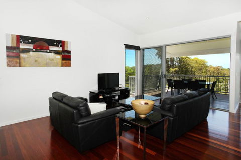 224 Centenary Heights Road Coolum Beach 500 Dollar Bond Linen Included - Accommodation Sydney 3