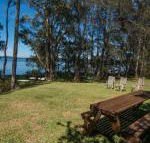 Tuppys on the Lake - Accommodation Sydney