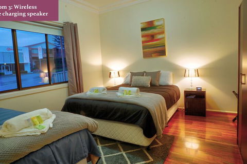 Wollongong Train Station Holiday House - Accommodation Sydney 6